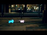Анимационное видео о бегающей собаке по ночному городу