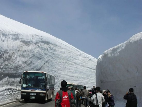 Японская снежная достопримечательность Юки-но-Отани