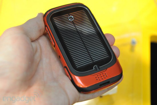 Umeox Apollo смартфон работающий на солнечной энергии
