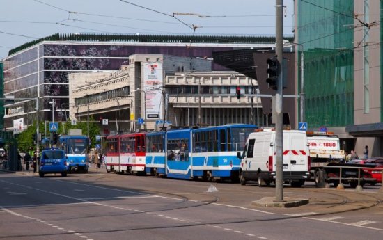 ДТП автомобиля BMW и трамвая в Таллине