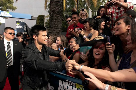 Победители MTV Movie Awards 2011