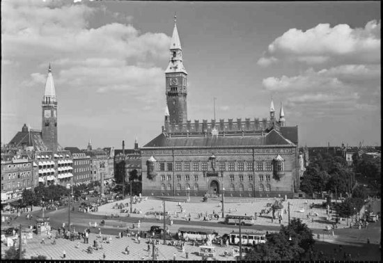 Старые чёрно-белые фотографии жителей Дании от Свена Тюрка