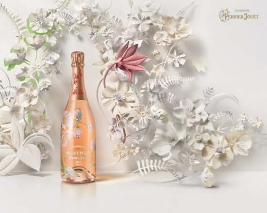 Квіткові композиції з паперу для реклами шампанського