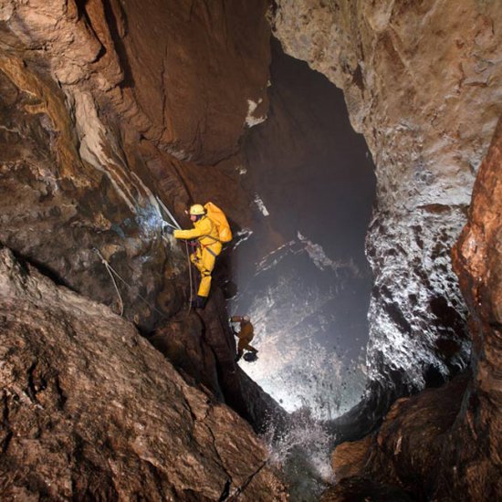 Экскурсия в пещеру Гуфр Берже с фотографом Робби Шоном