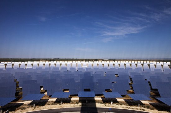 Іспанська електростанція яка працює на сонячній енергії