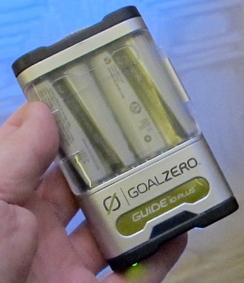 Комплект сонячних акумуляторів від компанії Goal Zero