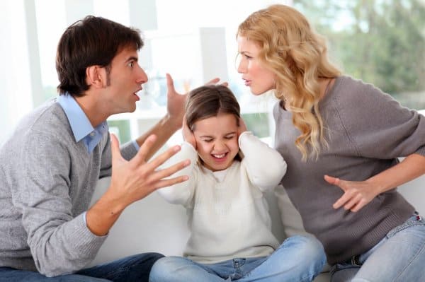 Как влияет развод родителей на детей? Ребенок без отца или матери